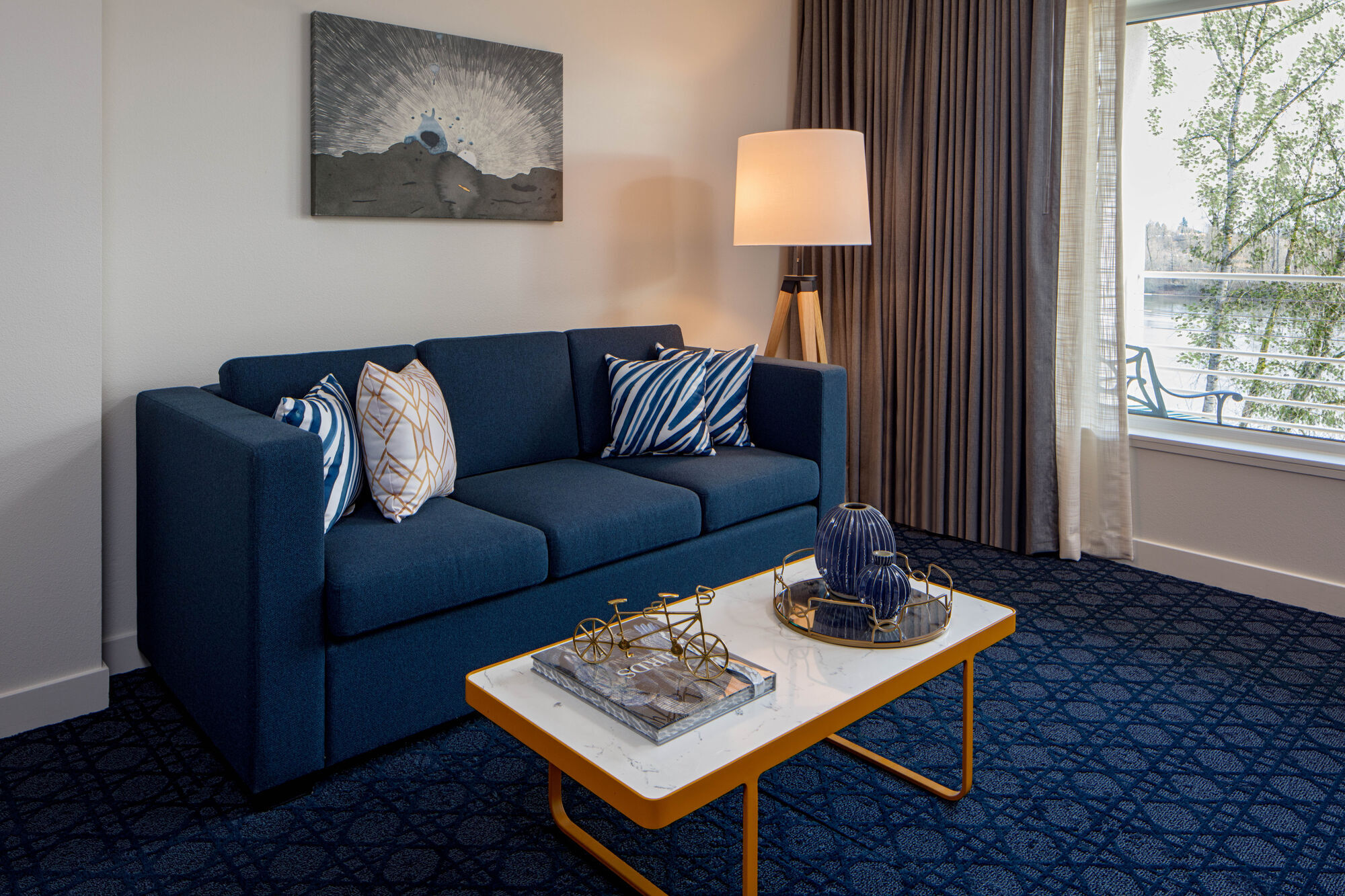 River'S Edge Hotel Portland, Tapestry Collection By Hilton Room photo